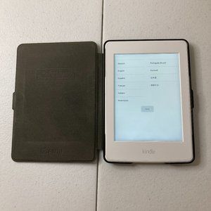 Kindle Paperwhite 7th Generation 4GB with Case